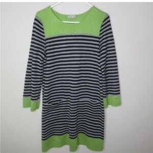 Eliza J green striped sweater dress with pockets
Sz‎ M